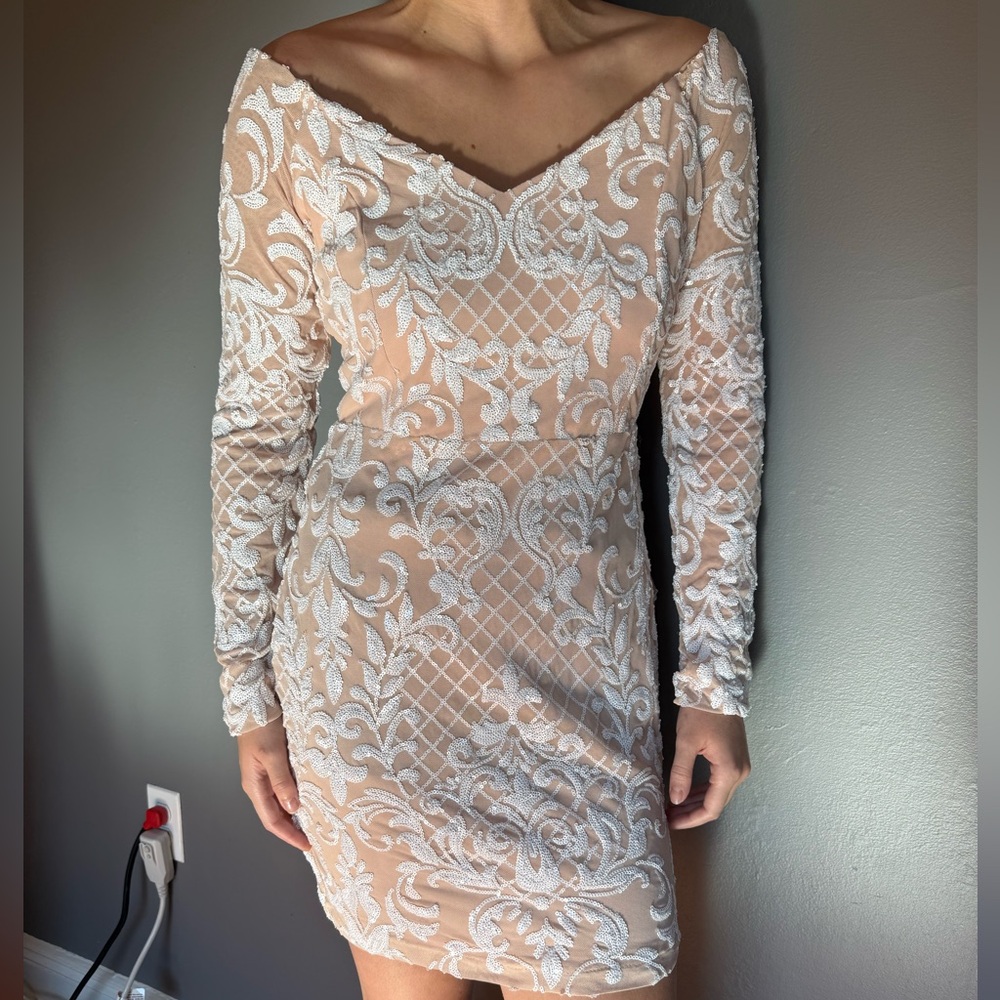 Windsor Sequin Dress – Size Large (Never Worn!)
